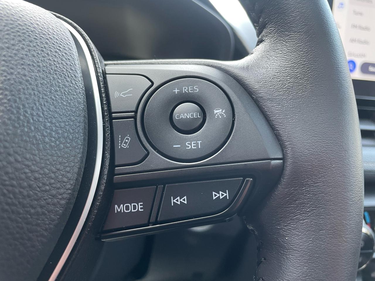 Toyota RAV4 XLE AWD 2025