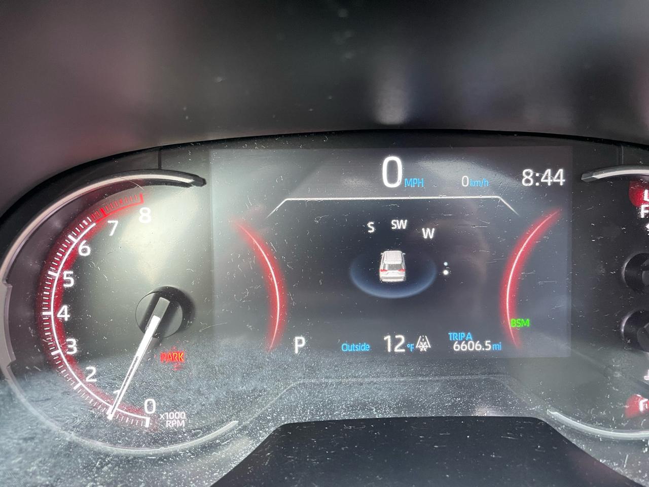 Toyota RAV4 XLE AWD 2025