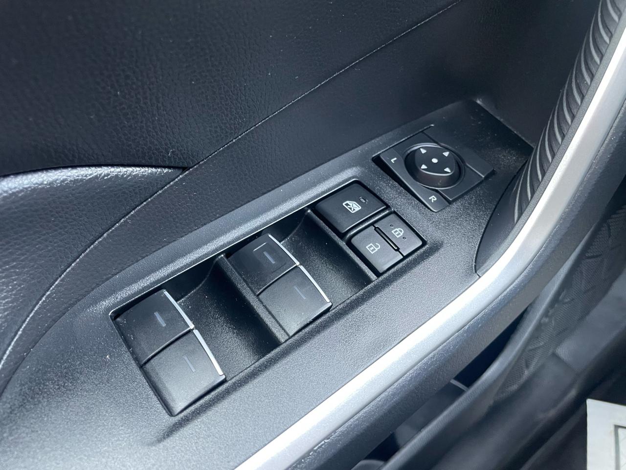 Toyota RAV4 XLE AWD 2025