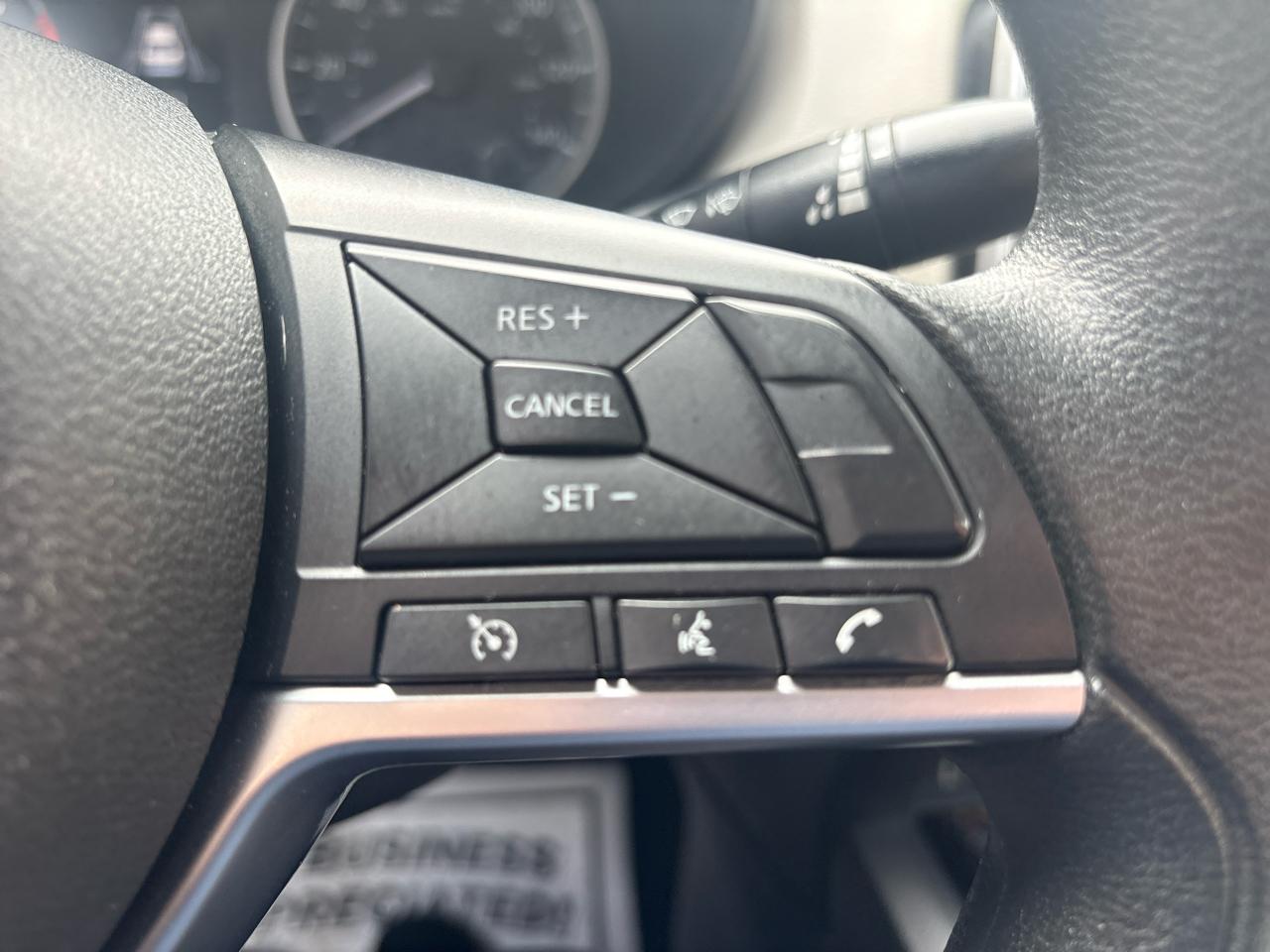 Nissan Versa SV 2021