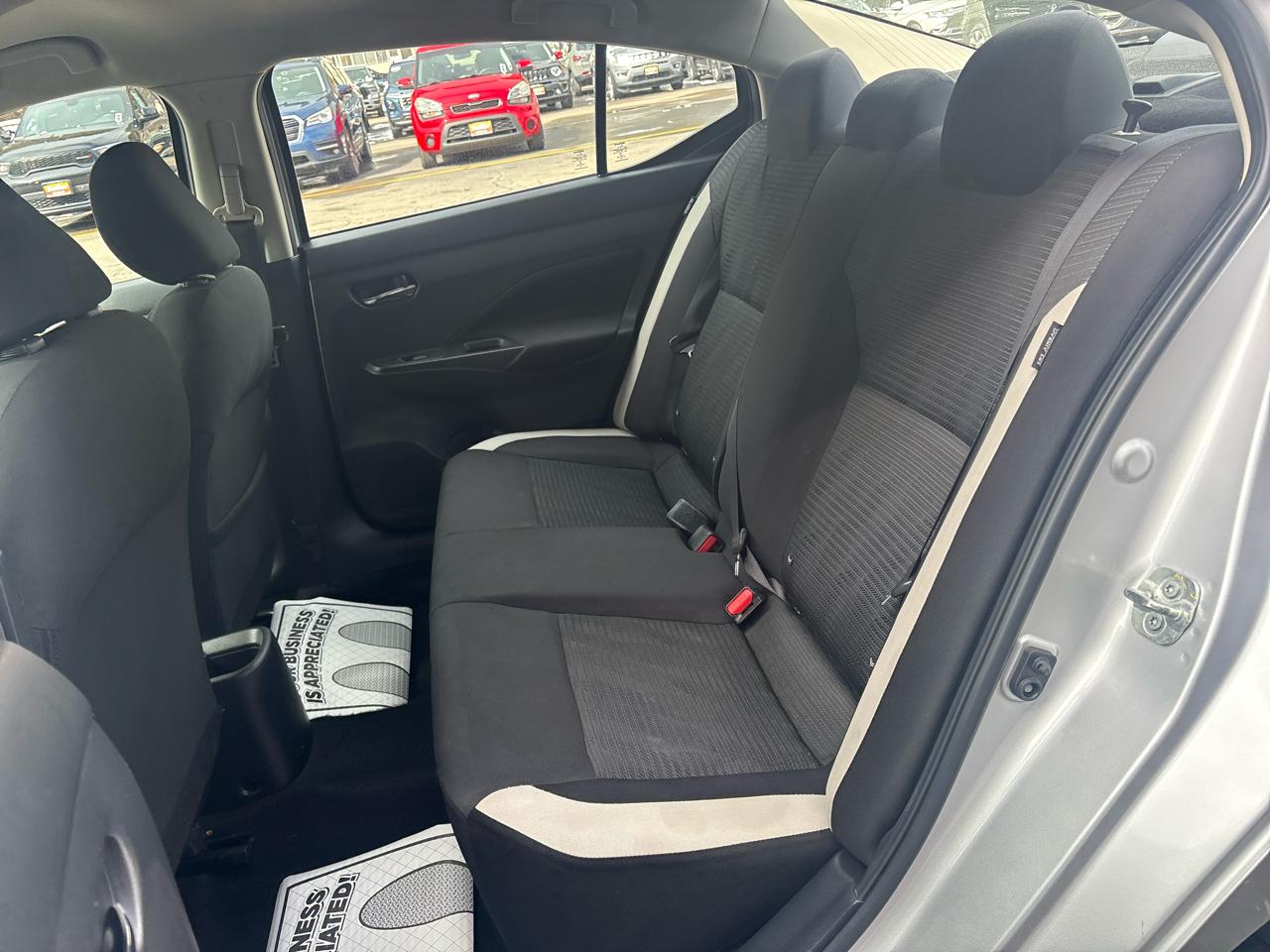 Nissan Versa SV 2021