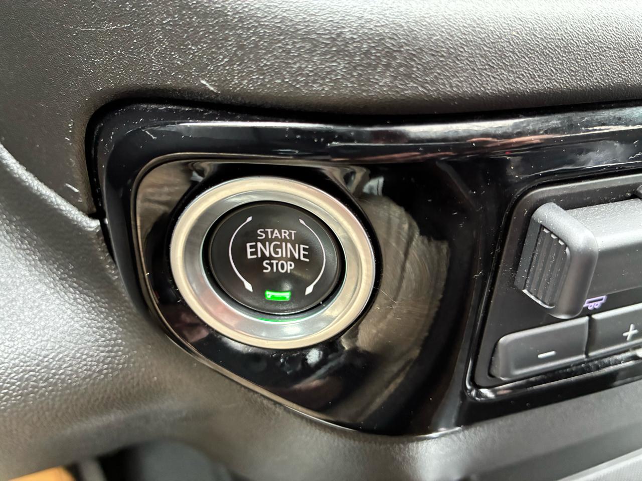 Chevrolet Silverado 1500 RST Crew Cab 4WD 2023