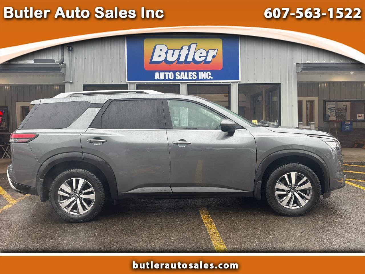 2022 Nissan Pathfinder SL