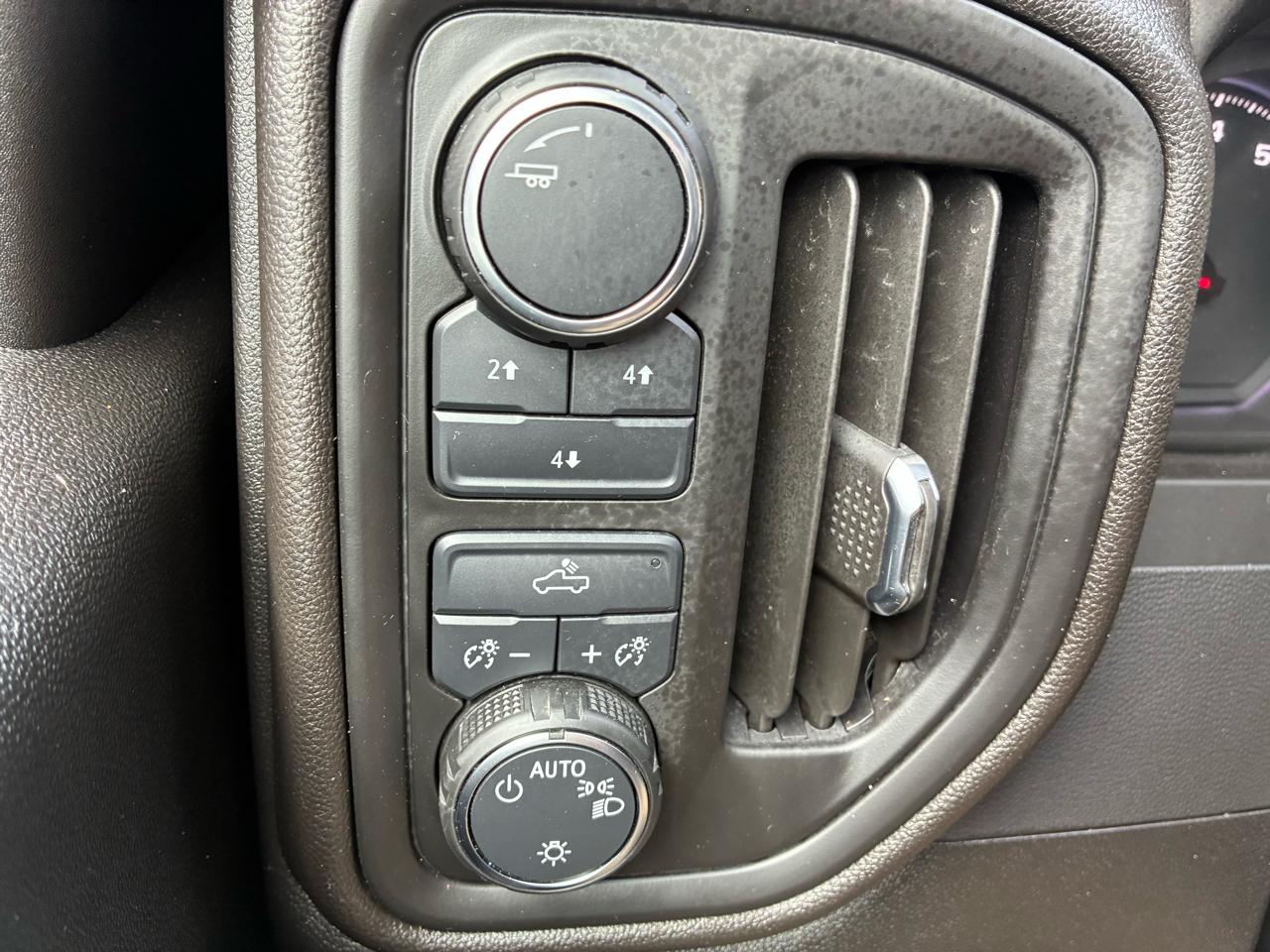 Chevrolet Silverado 2500HD  2025