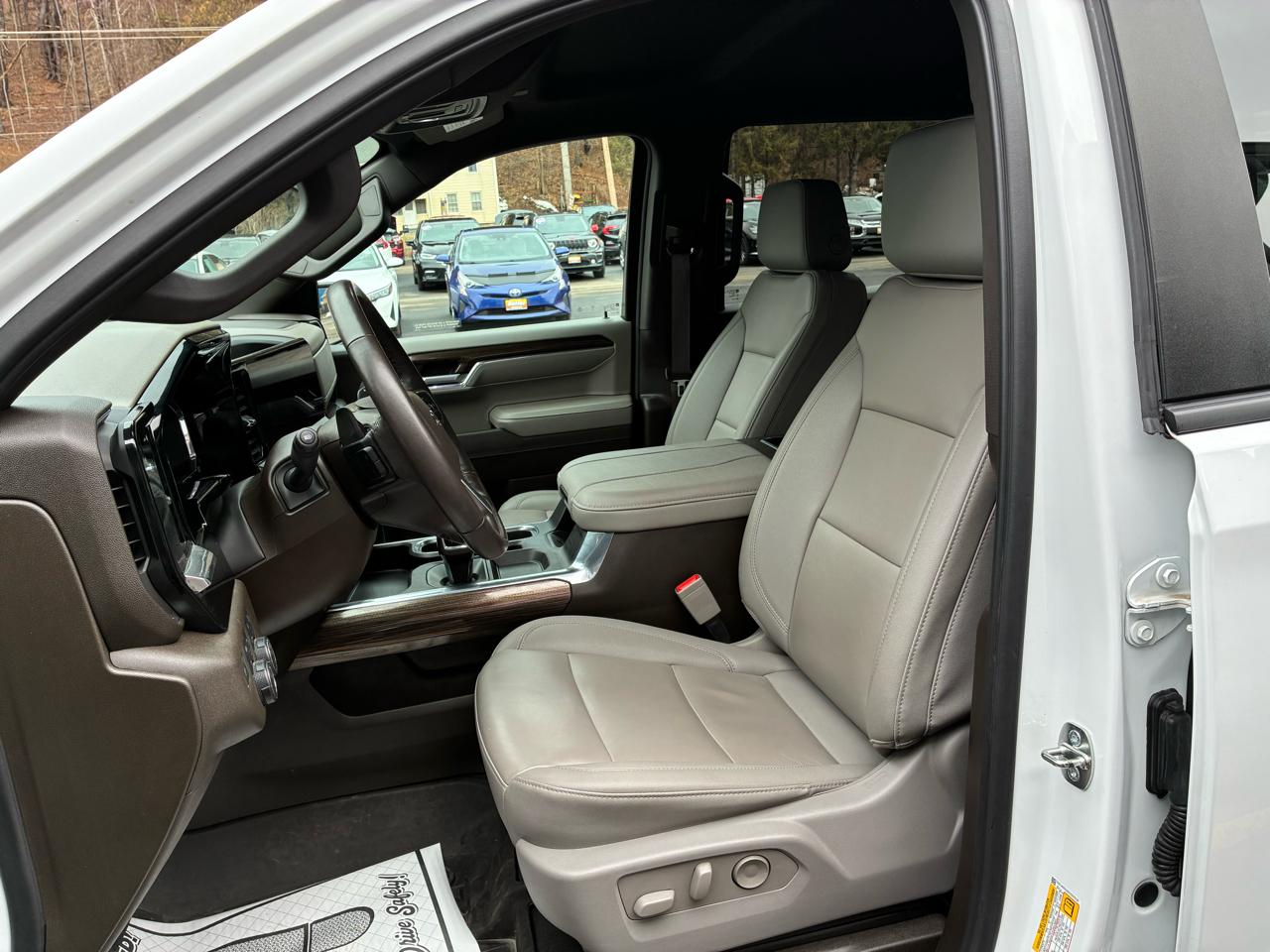 Chevrolet Silverado 1500 RST Crew Cab 4WD 2023