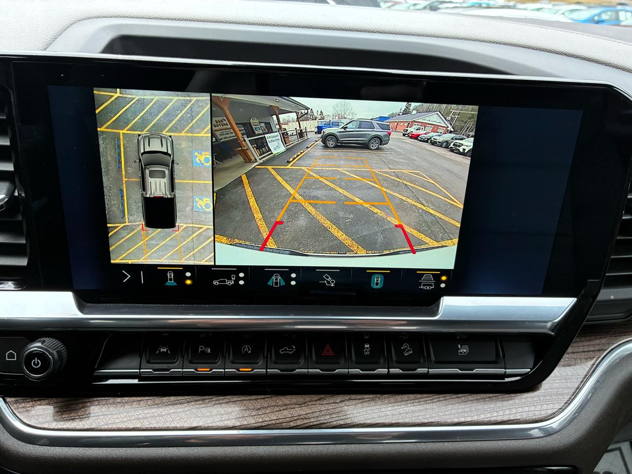 Chevrolet Silverado 1500 RST Crew Cab 4WD 2023