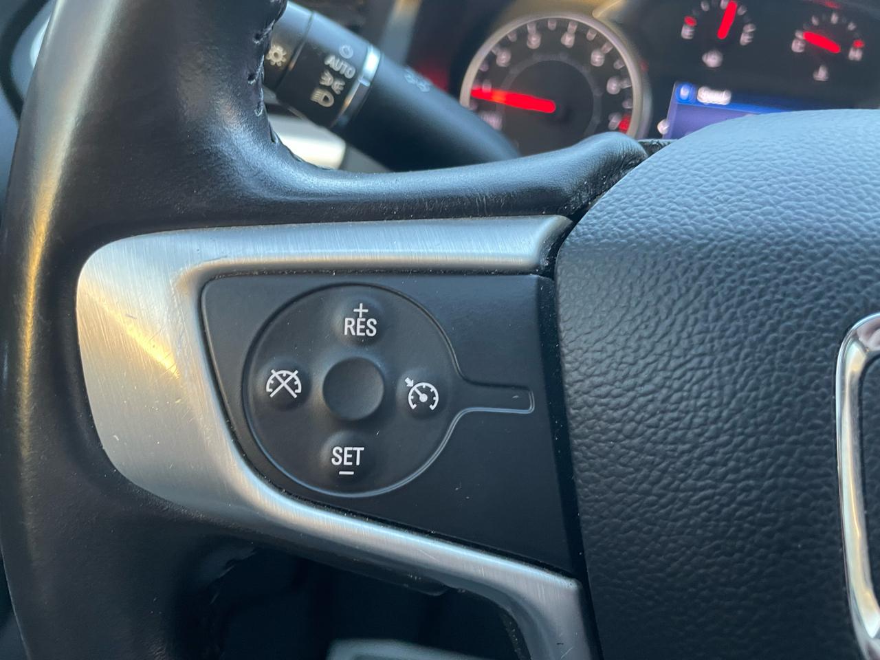 GMC Acadia SLE-1 AWD 2020