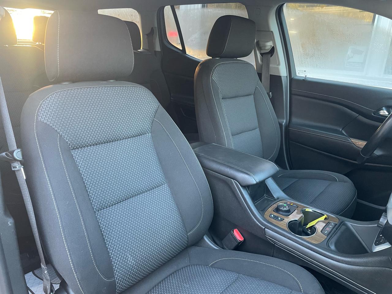 GMC Acadia SLE-1 AWD 2020