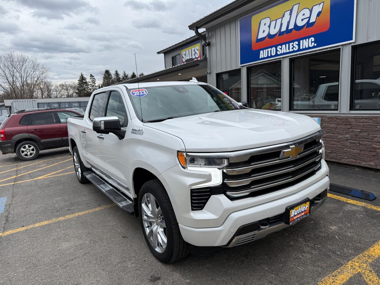 Chevrolet Silverado 1500 High Country Crew Cab 4WD 2023