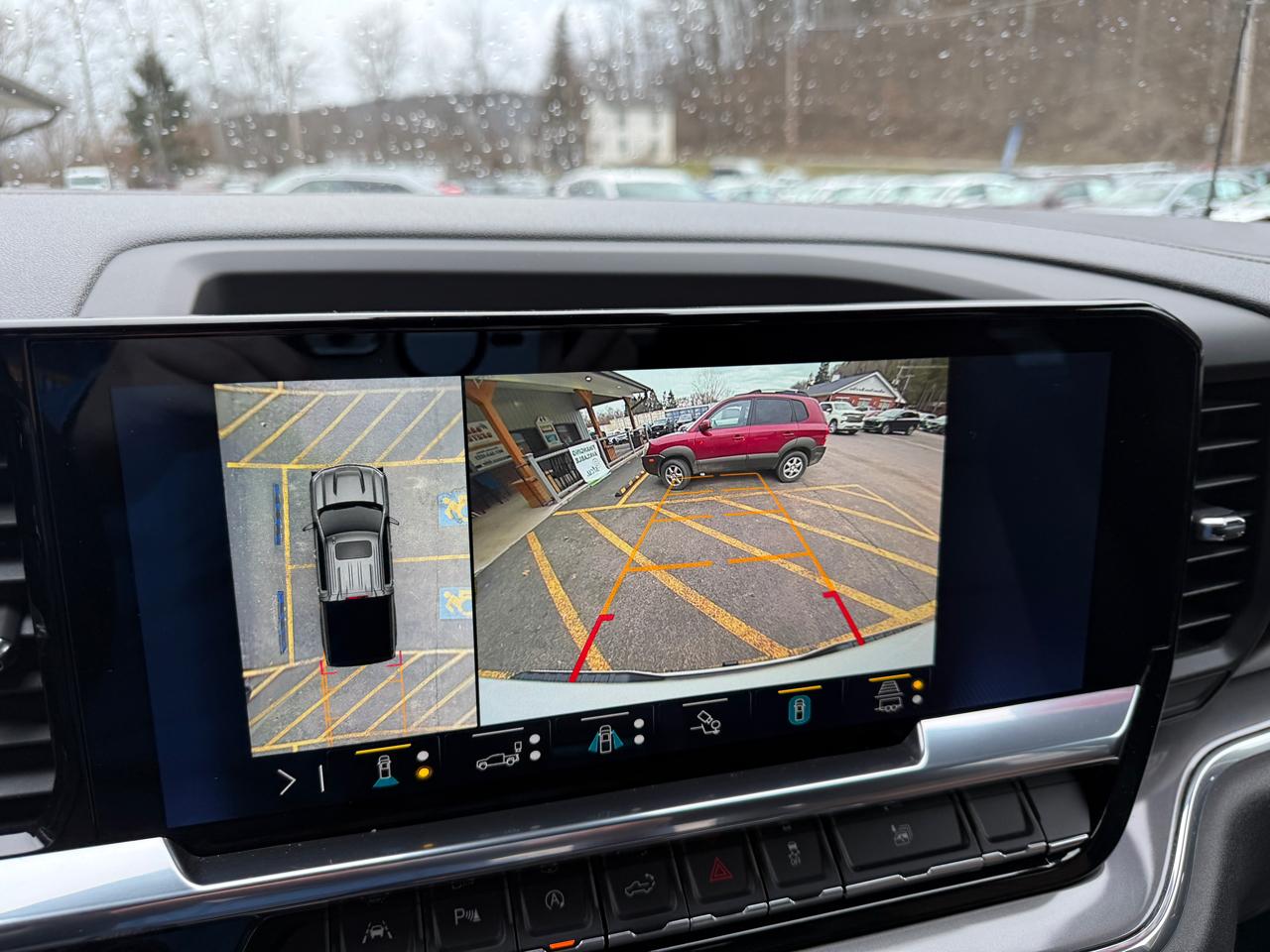 Chevrolet Silverado 1500 High Country Crew Cab 4WD 2023