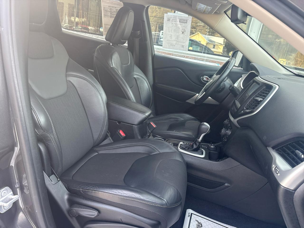 Jeep Cherokee Latitude Plus 4WD 2018