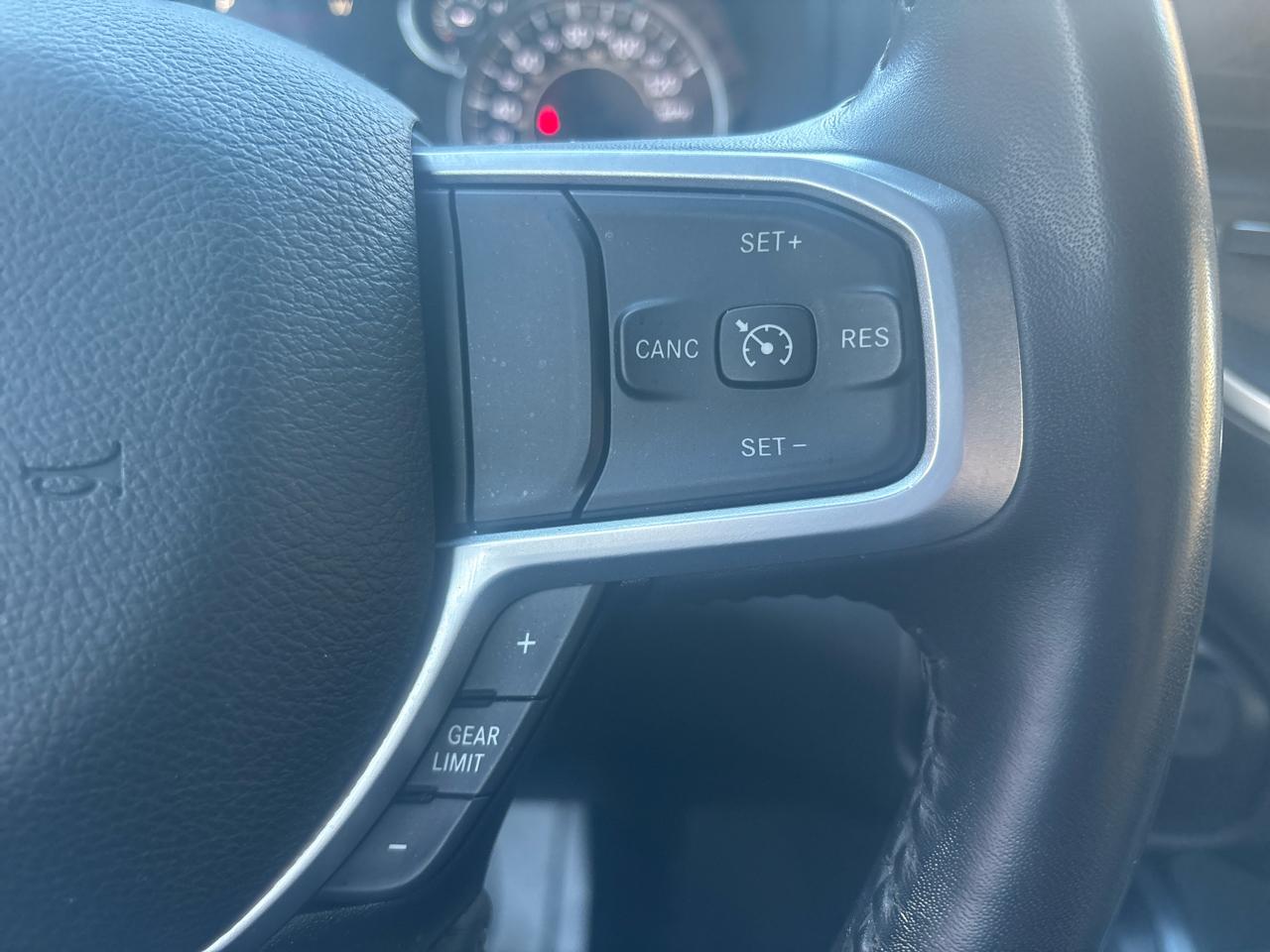 RAM 2500 Tradesman Crew Cab SWB 4WD 2024