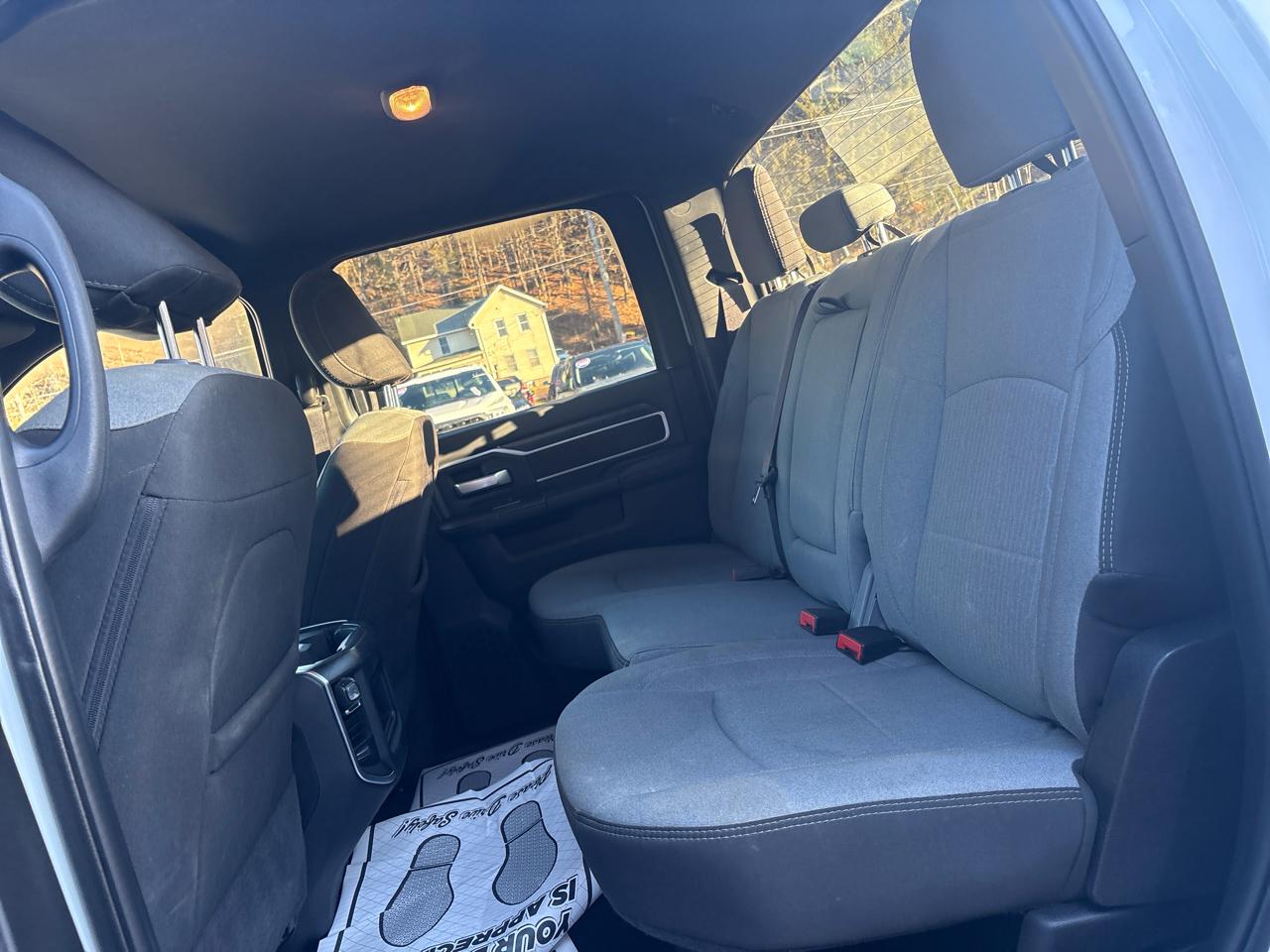 RAM 2500 Tradesman Crew Cab SWB 4WD 2024