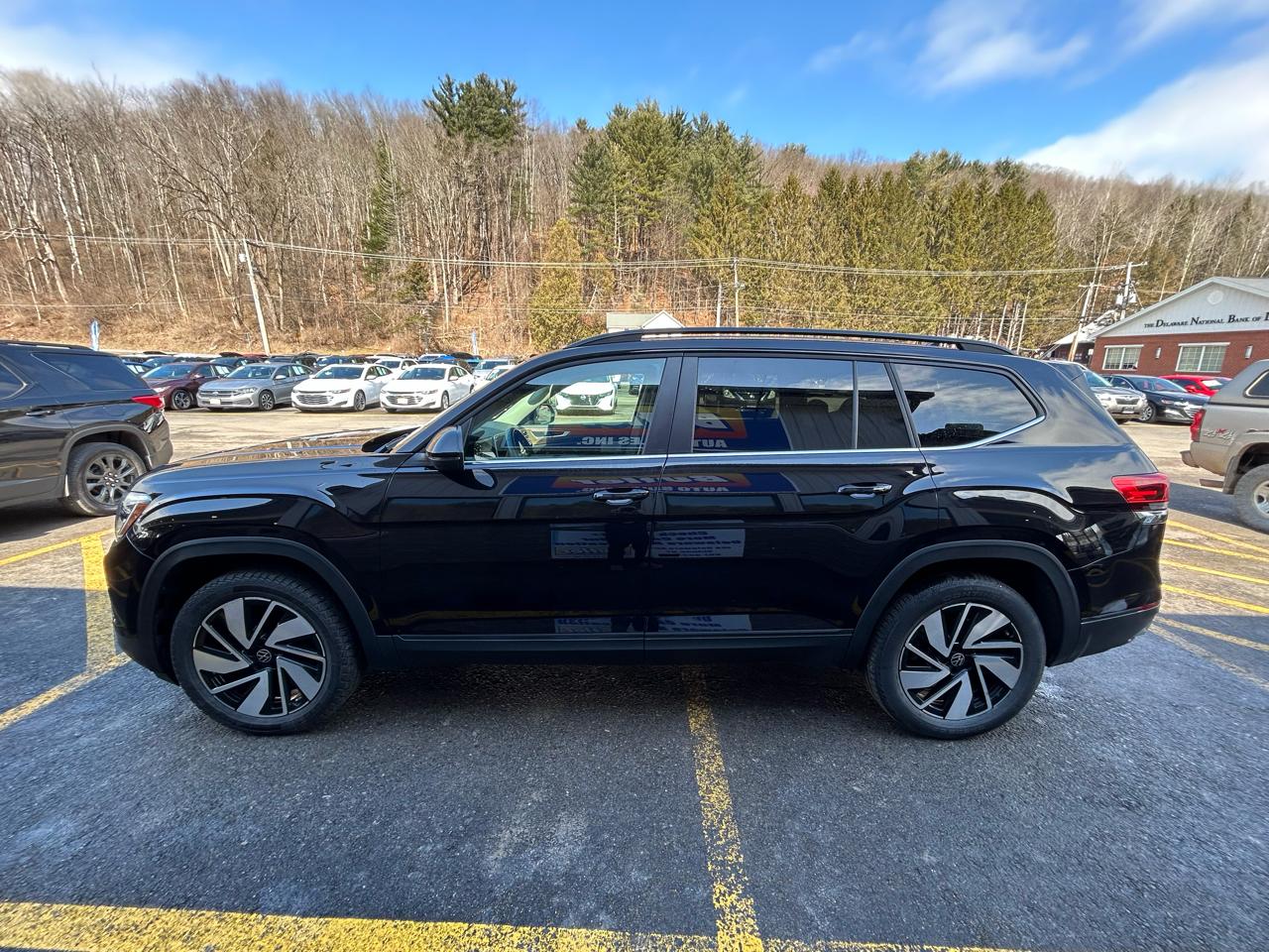 Volkswagen Atlas SE w/Technology 4MOTION 2025