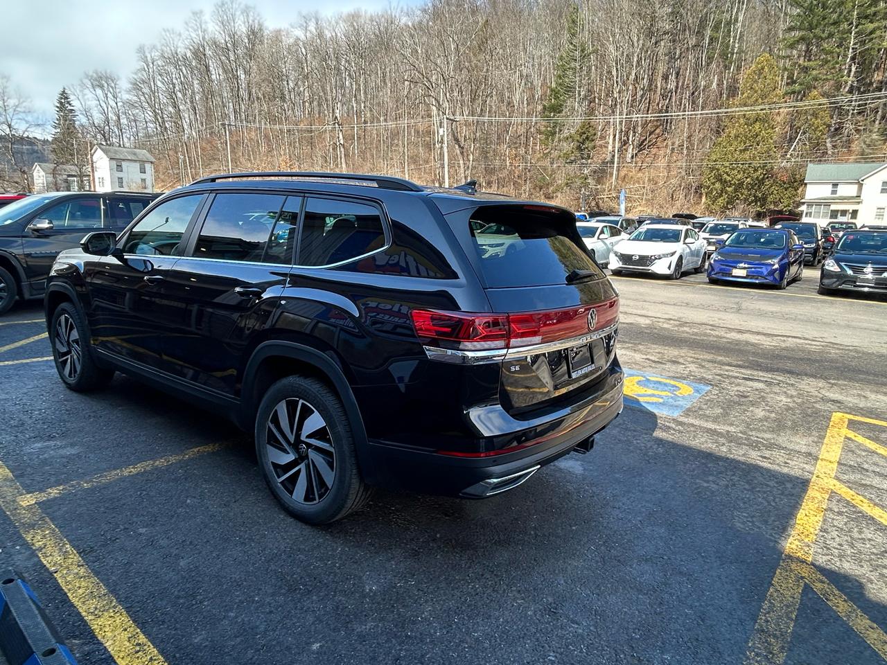 Volkswagen Atlas SE w/Technology 4MOTION 2025