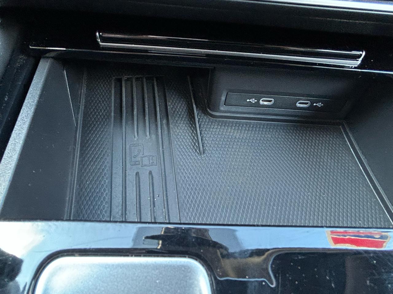 Volkswagen Atlas SE w/Technology 4MOTION 2025