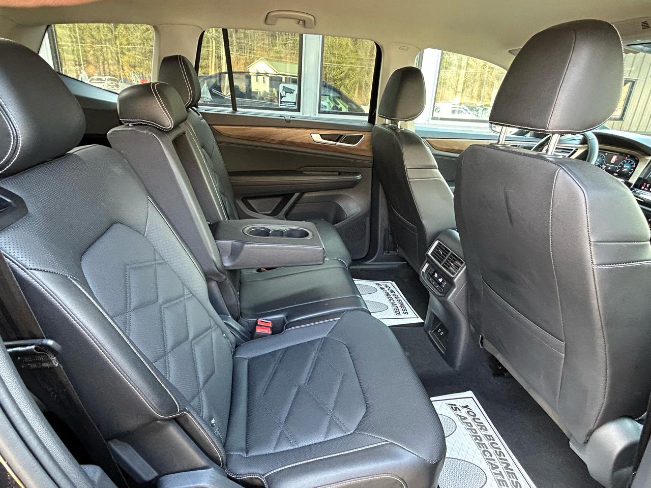 Volkswagen Atlas SE w/Technology 4MOTION 2025