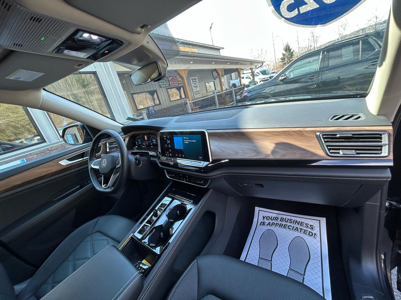 Volkswagen Atlas SE w/Technology 4MOTION 2025