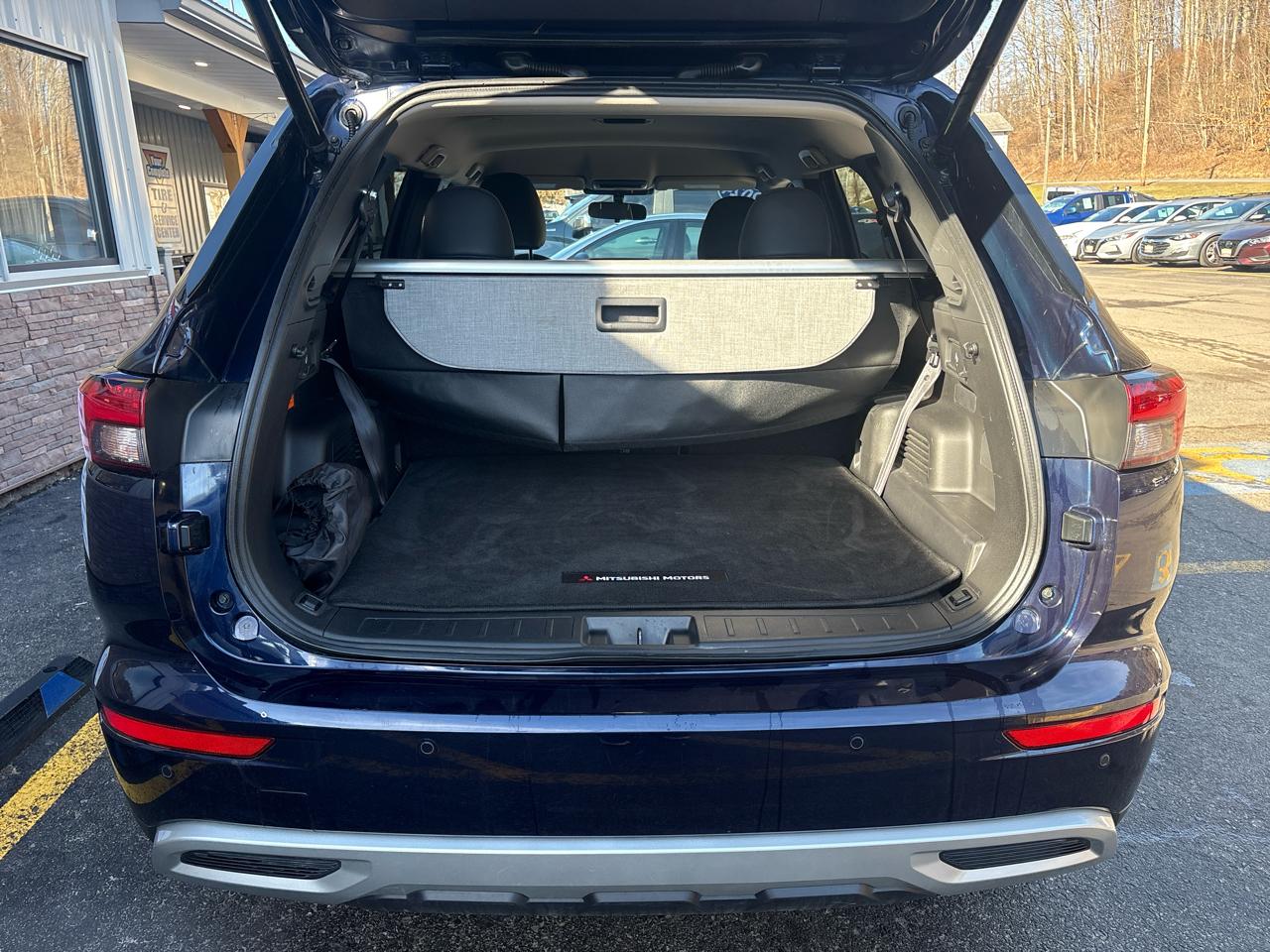 Mitsubishi Outlander PHEV SEL 2024