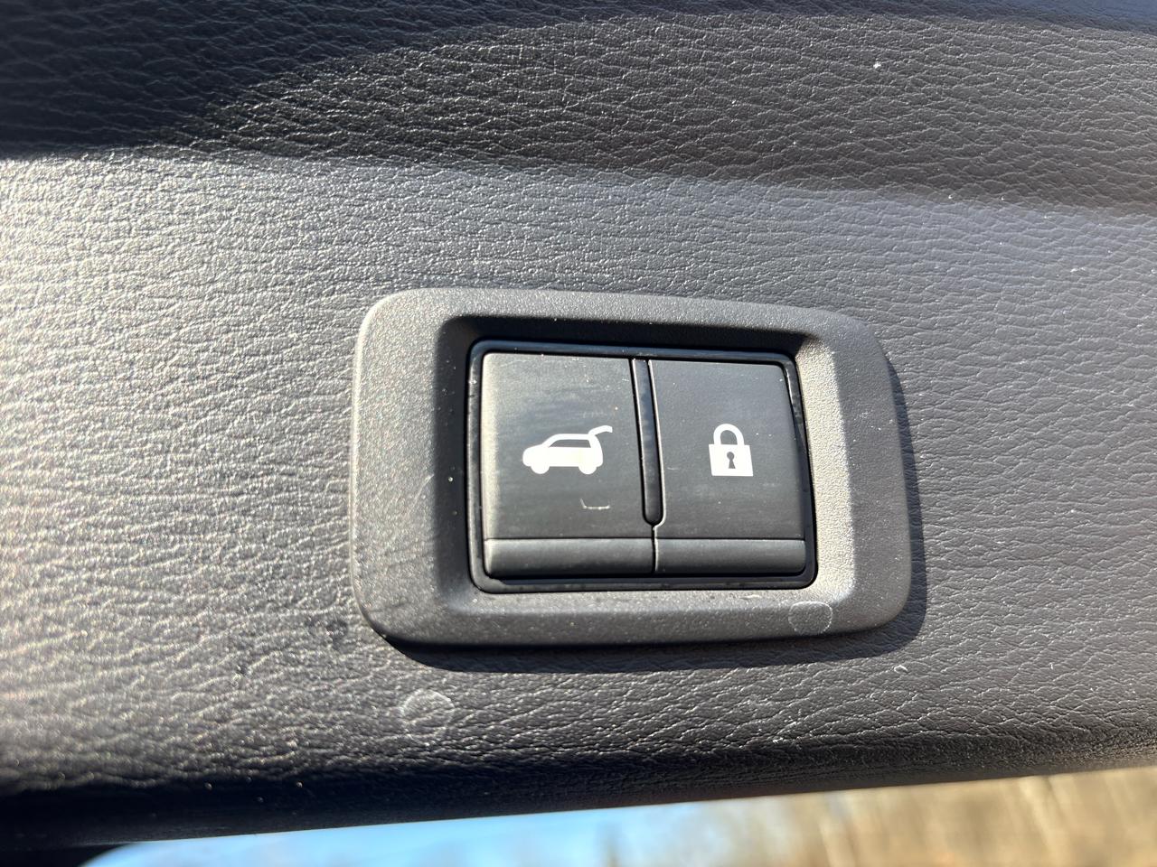 Mitsubishi Outlander PHEV SEL 2024