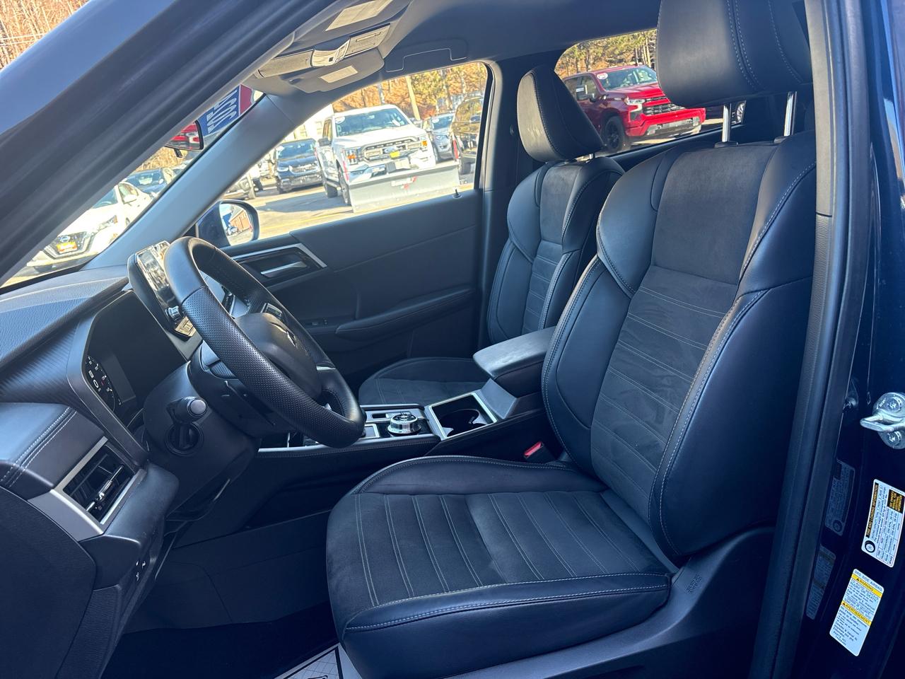 Mitsubishi Outlander PHEV SEL 2024