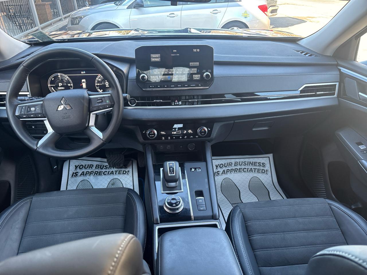 Mitsubishi Outlander PHEV SEL 2024