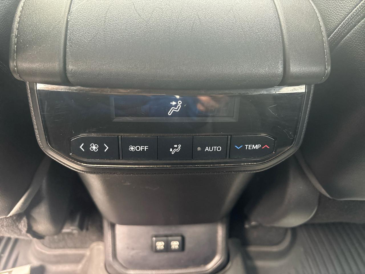 Toyota Highlander XLE AWD V6 2020