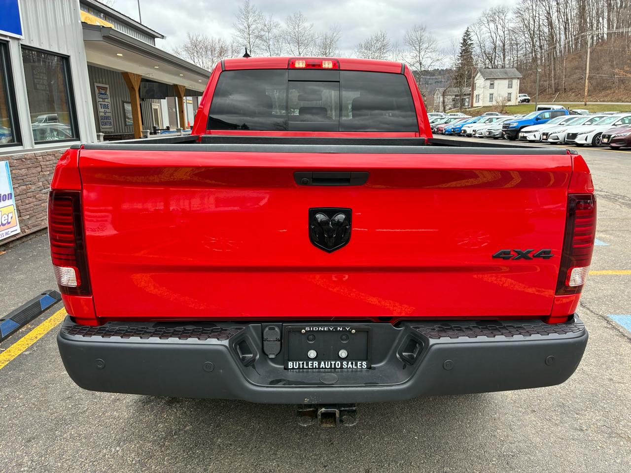 RAM 1500 SLT Quad Cab 4WD 2020