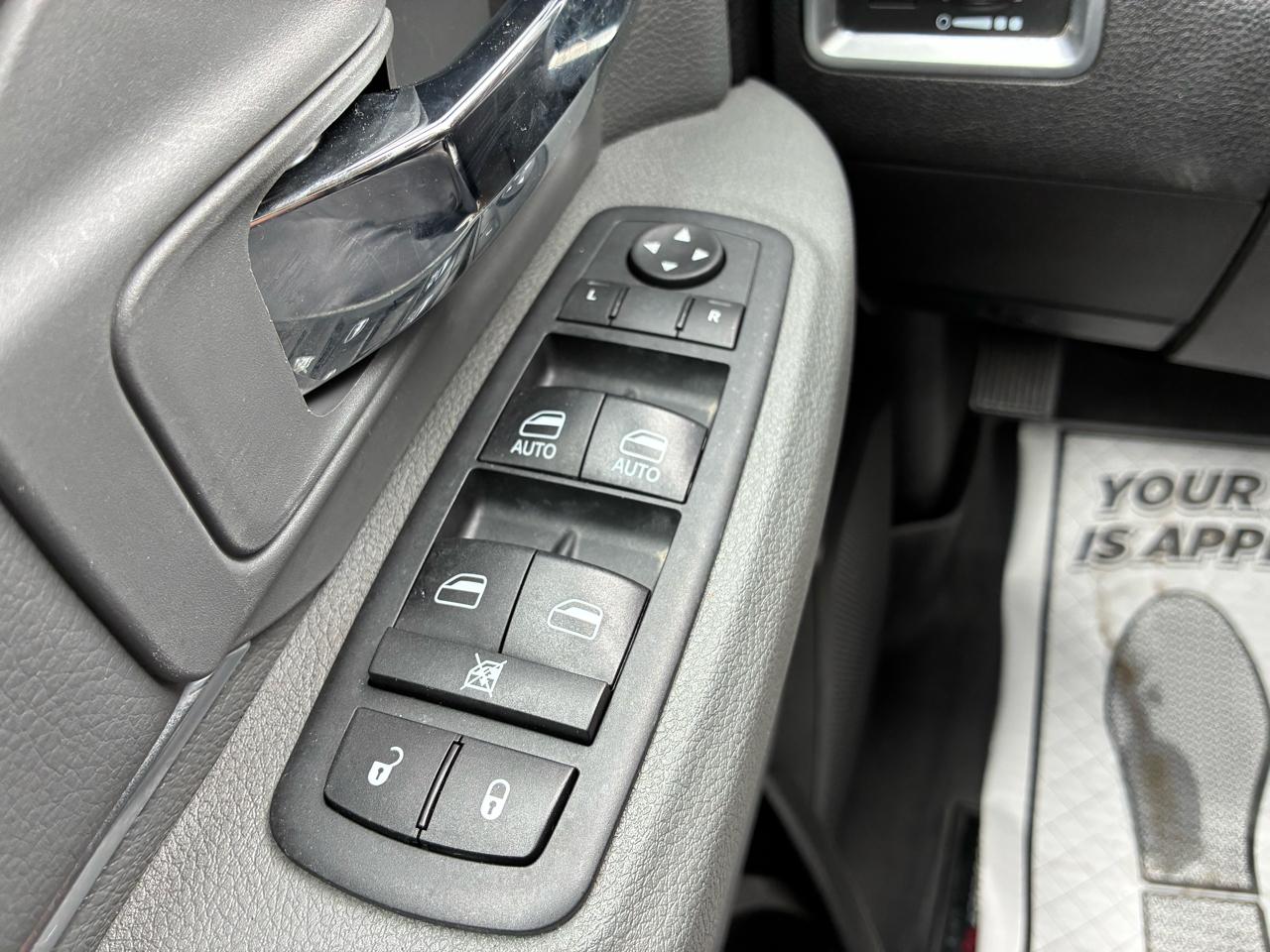 RAM 1500 SLT Quad Cab 4WD 2020