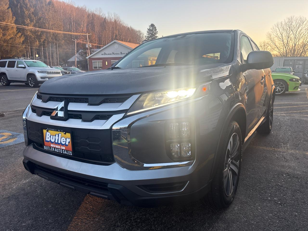 Mitsubishi Outlander Sport 2.0 ES 4WD 2025