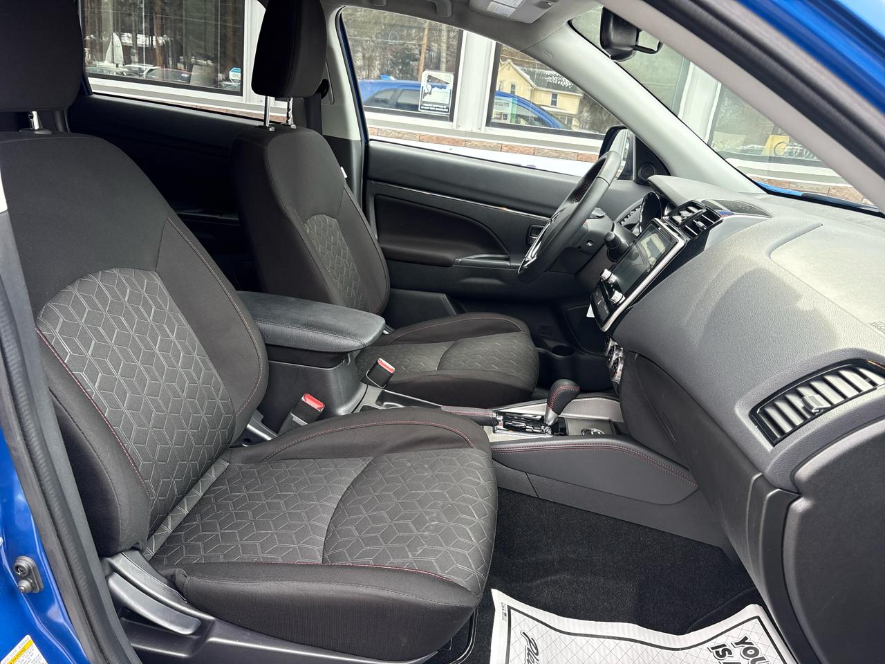 Mitsubishi Outlander Sport 2.0 ES 4WD 2025