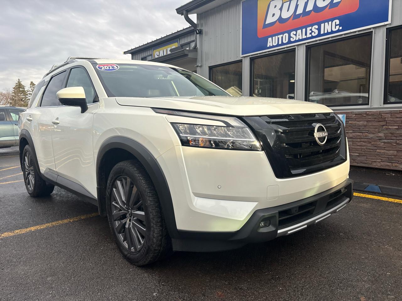 Nissan Pathfinder SL 4WD 2023