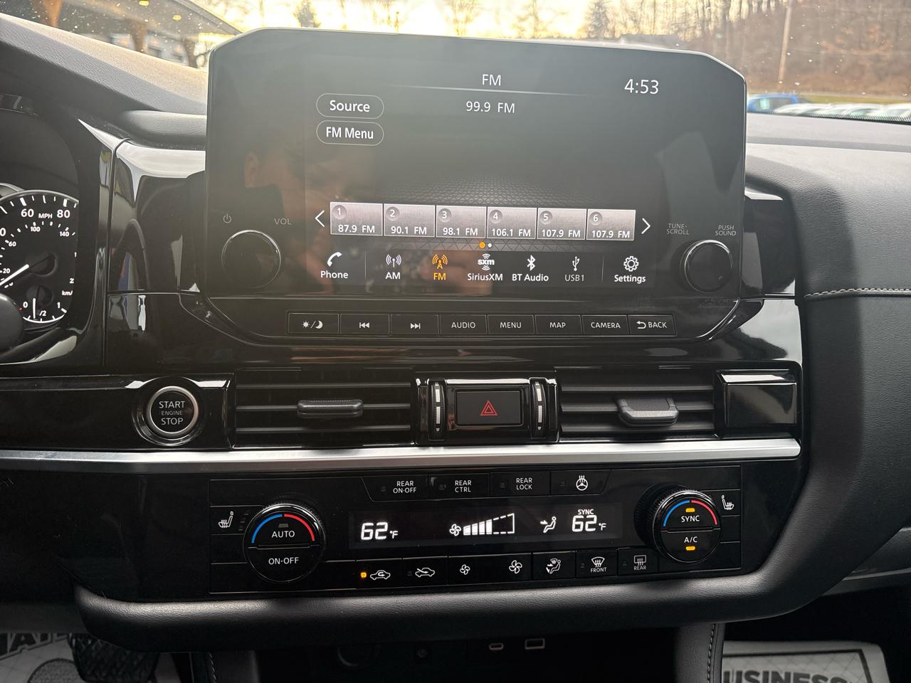 Nissan Pathfinder SL 4WD 2023