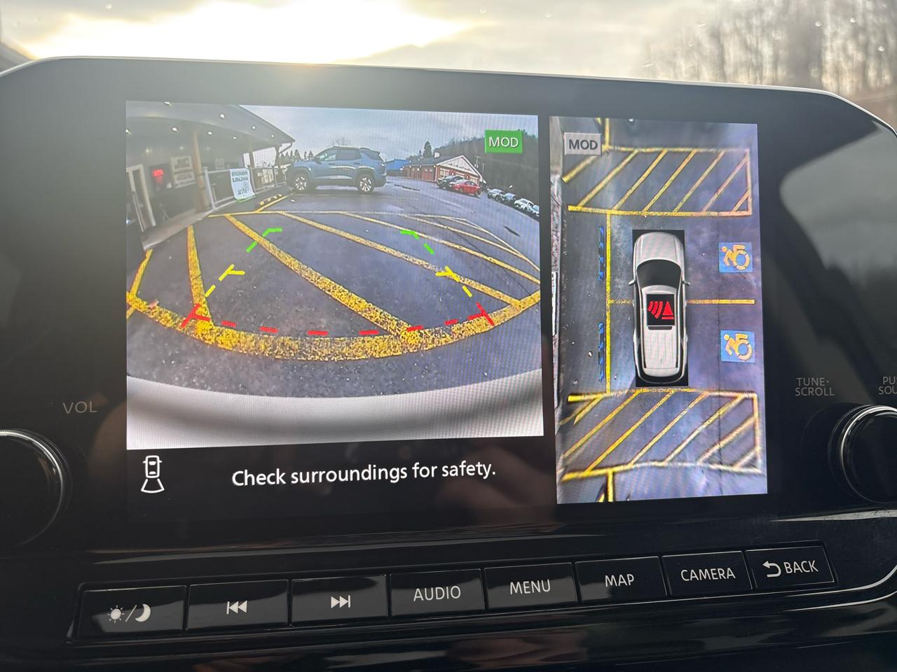 Nissan Pathfinder SL 4WD 2023