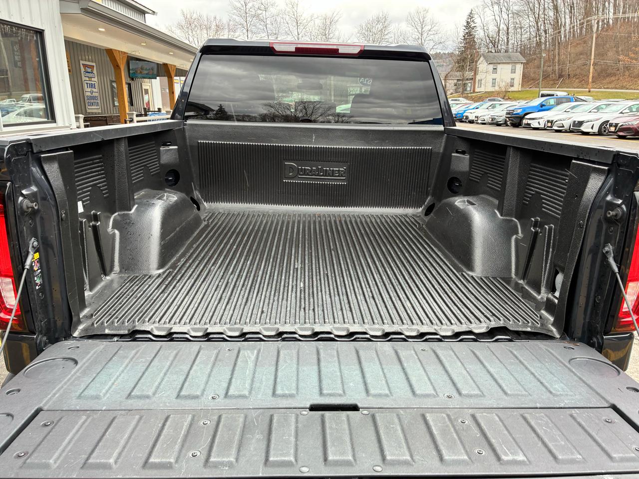 GMC Sierra 1500 SLT Crew Cab 4WD 2024