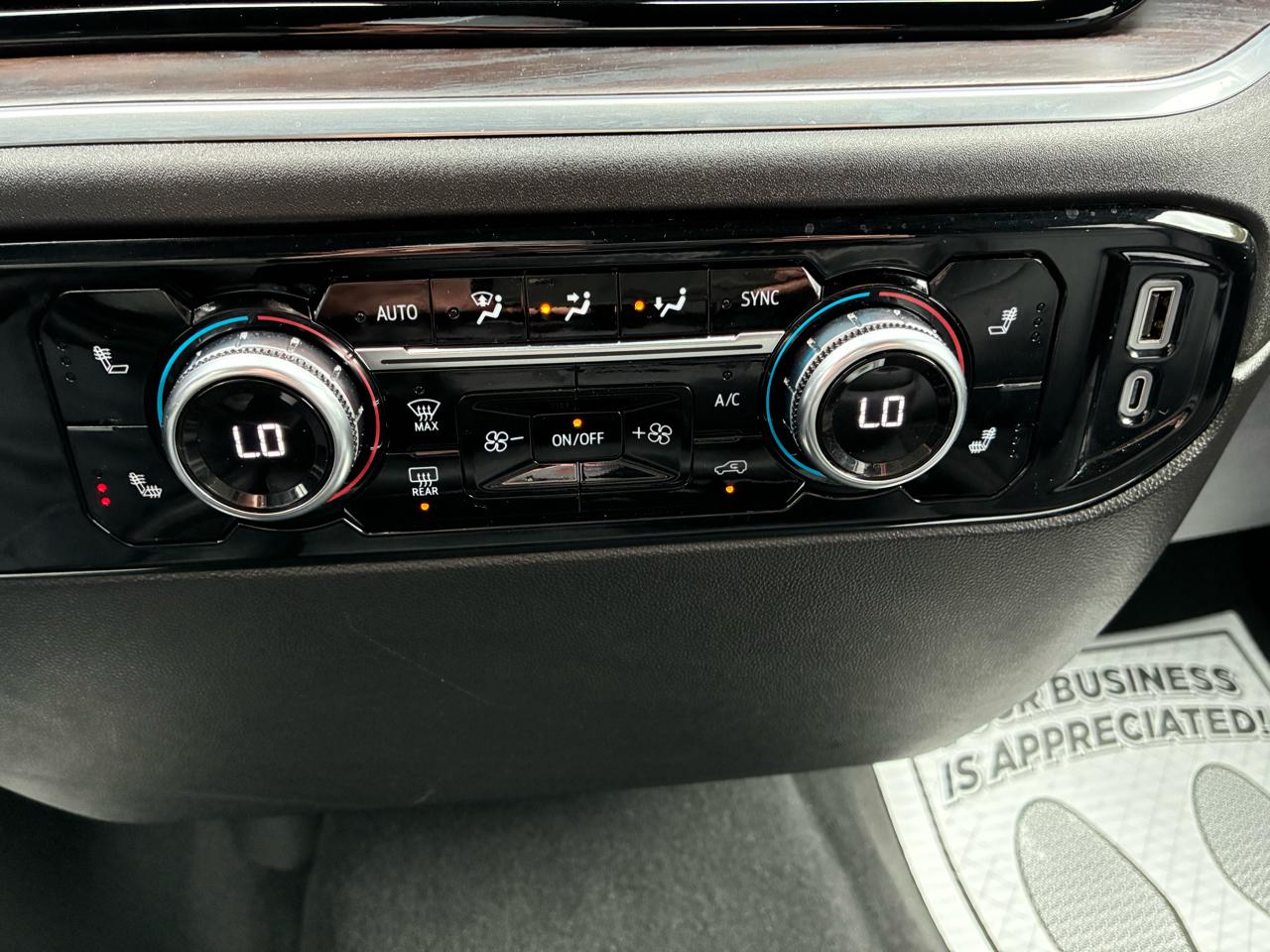 GMC Sierra 1500 SLT Crew Cab 4WD 2024