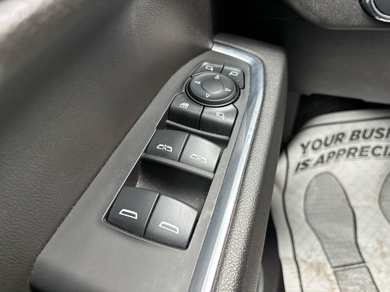 GMC Sierra 1500 SLT Crew Cab 4WD 2024