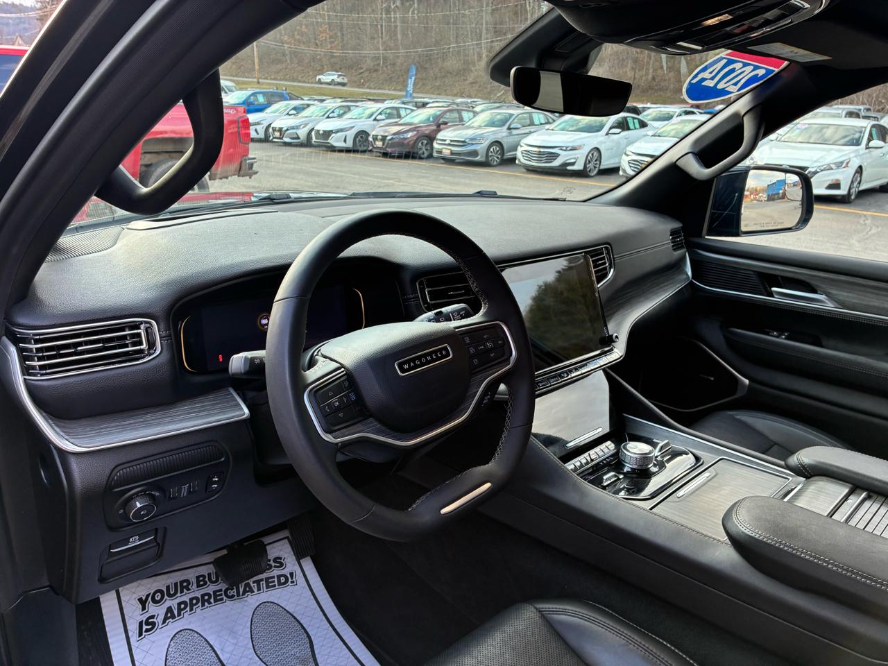 Jeep Wagoneer Series III 4WD 2024