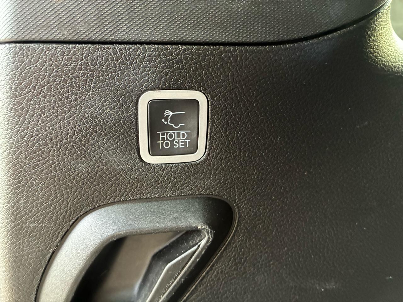 Jeep Wagoneer Series III 4WD 2024