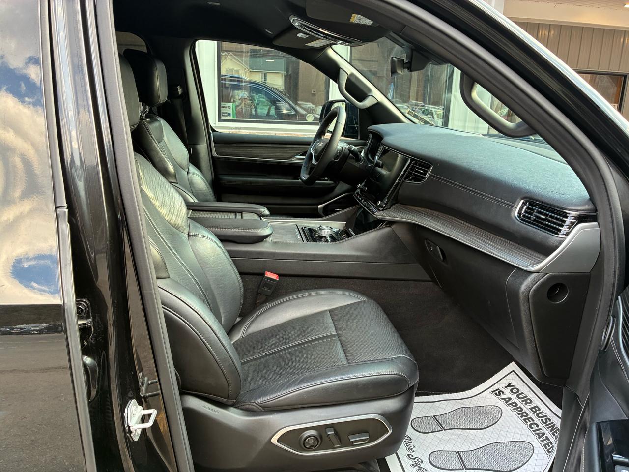 Jeep Wagoneer Series III 4WD 2024