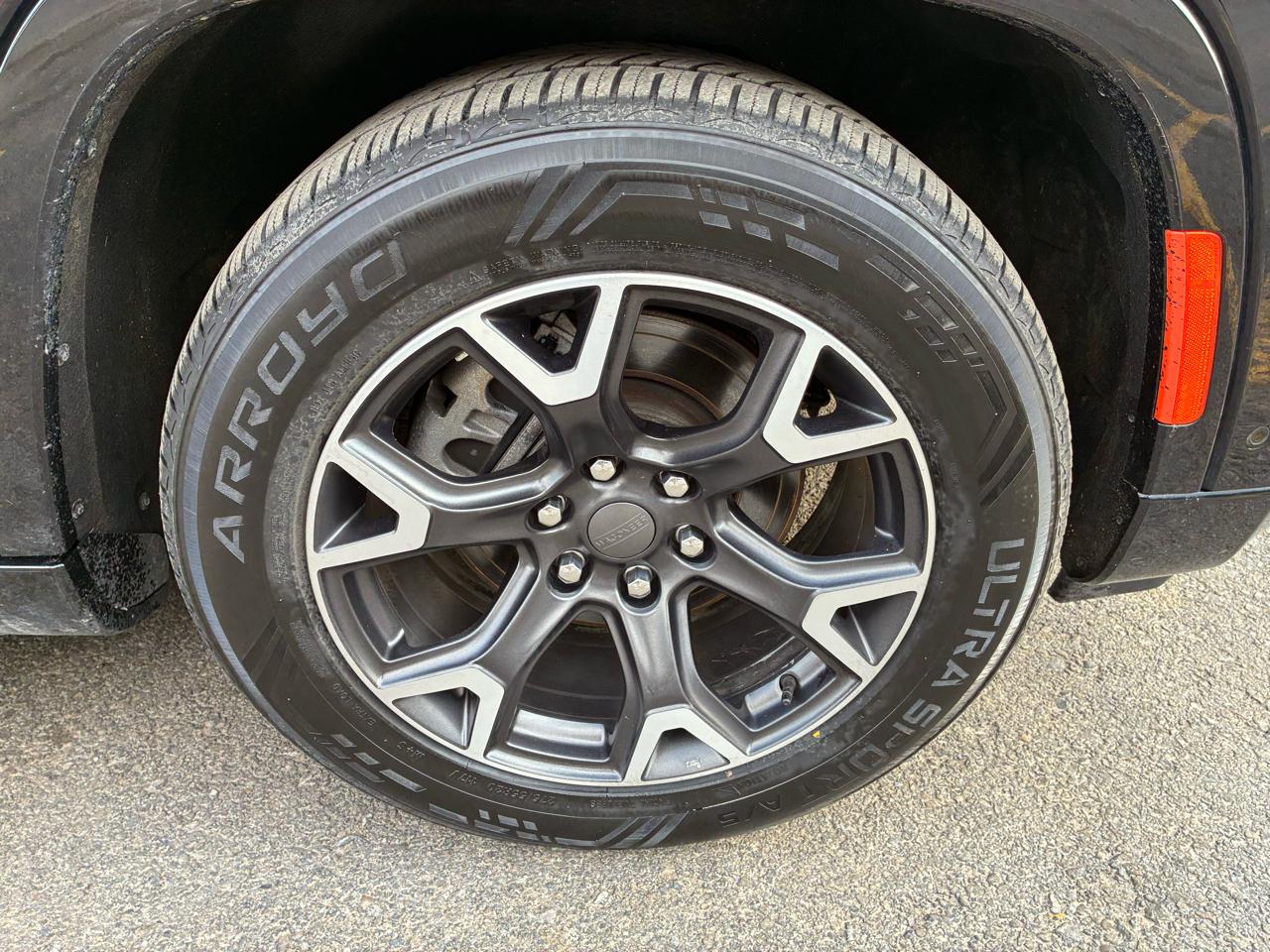 Jeep Wagoneer Series III 4WD 2024