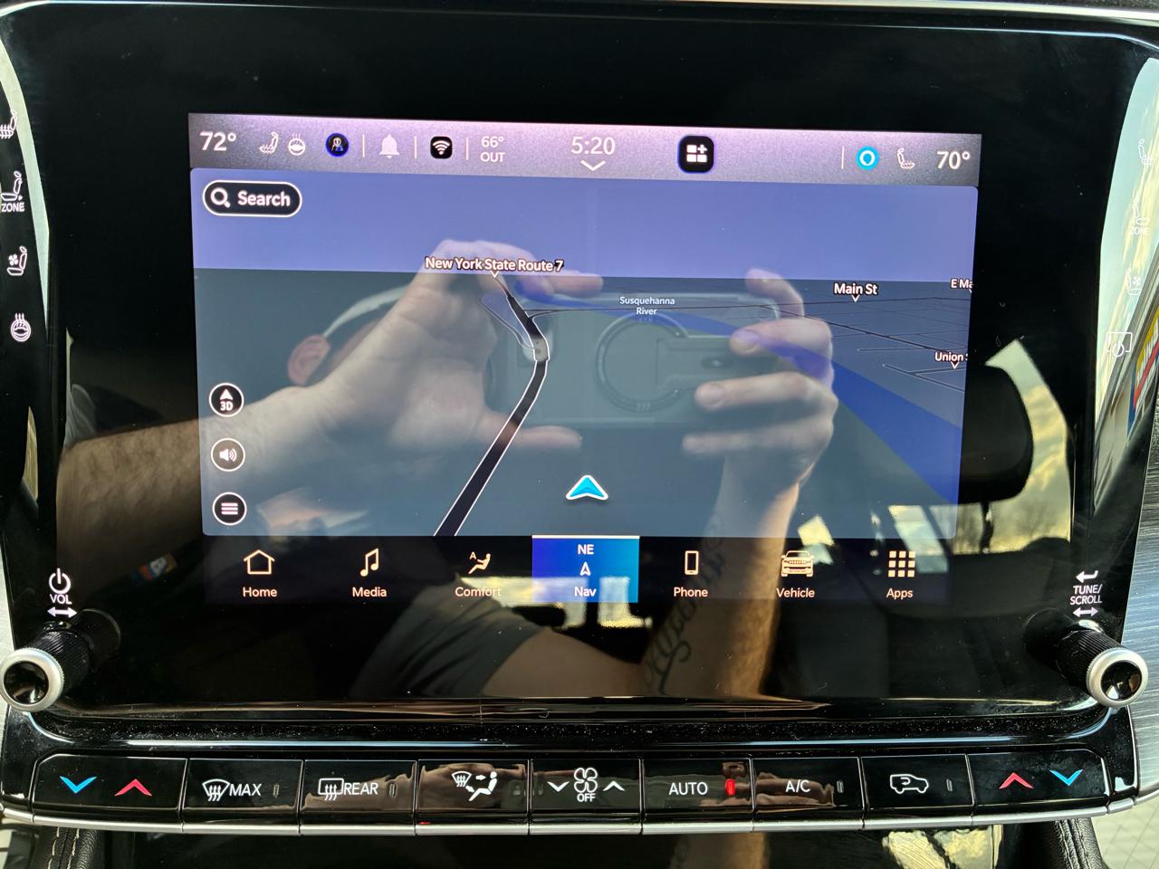 Jeep Wagoneer Series III 4WD 2024