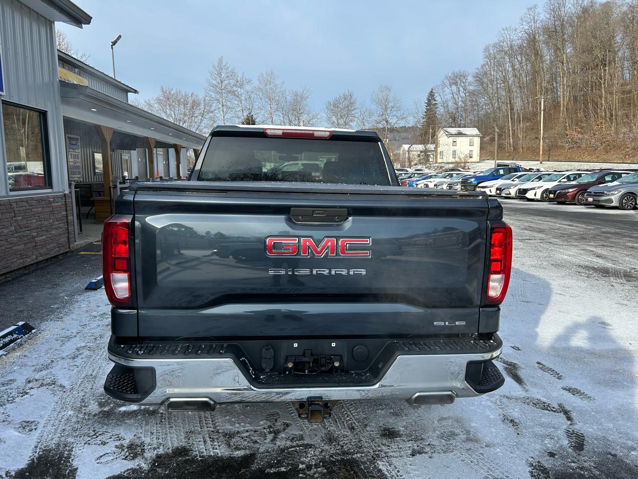 GMC Sierra 1500 SLE Crew Cab Short Box 4WD 2021