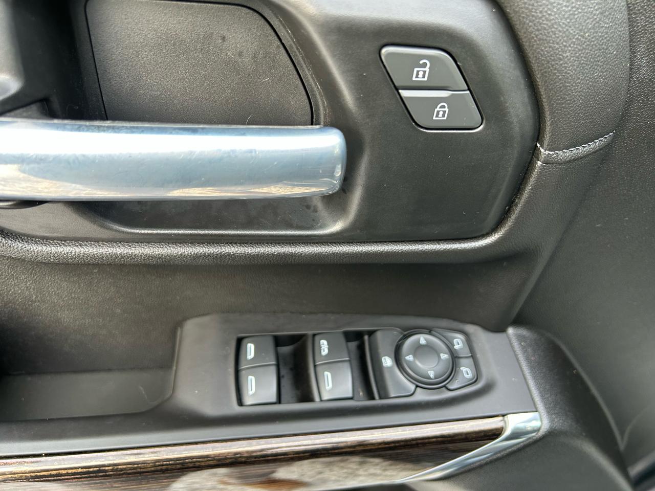 GMC Sierra 1500 SLE Crew Cab Short Box 4WD 2021