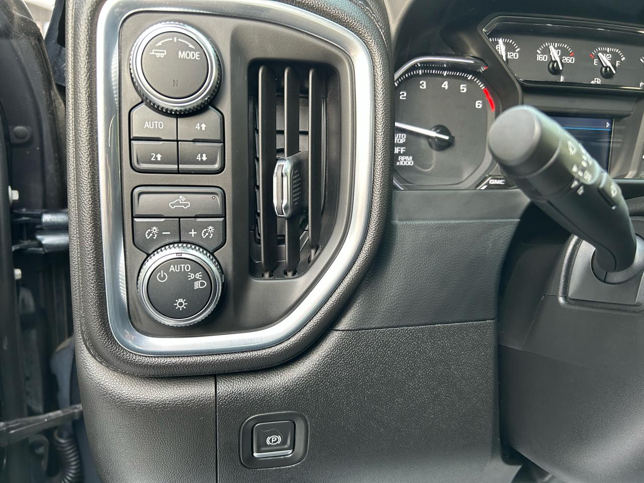 GMC Sierra 1500 SLE Crew Cab Short Box 4WD 2021