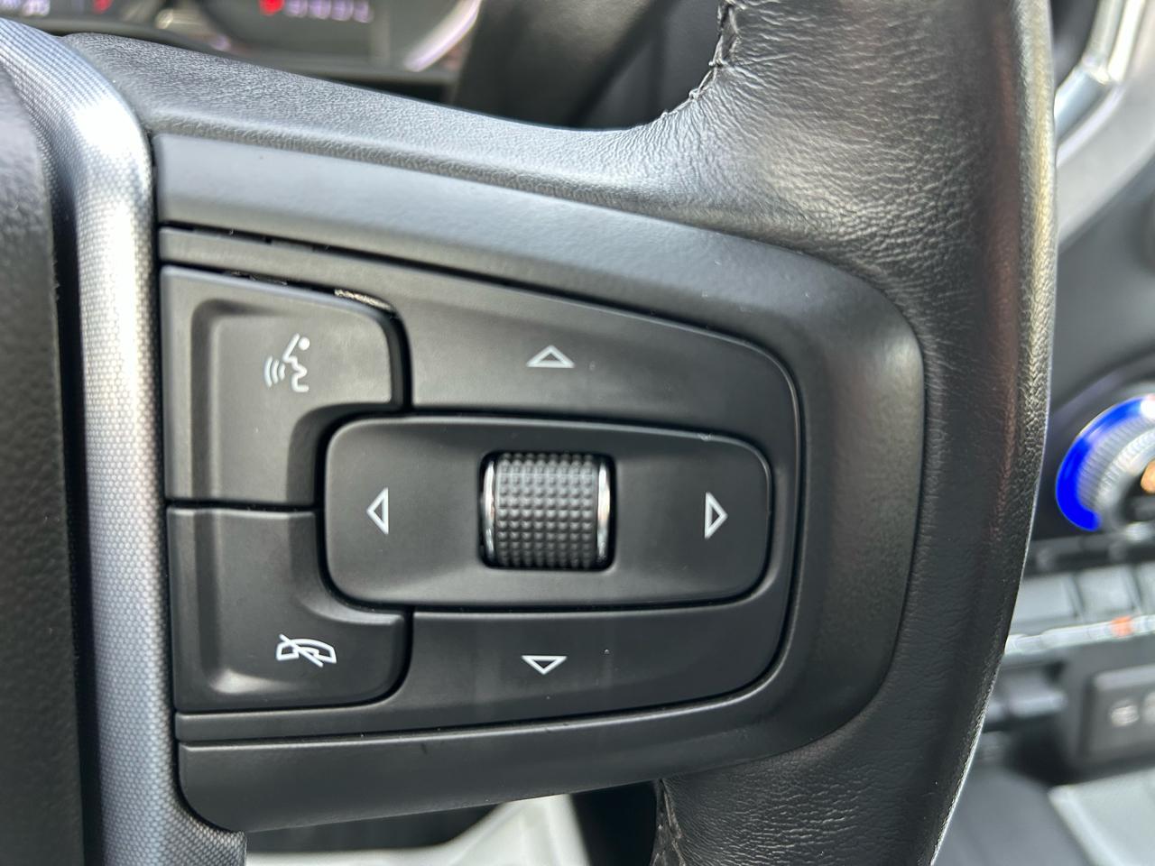 GMC Sierra 1500 SLE Crew Cab Short Box 4WD 2021