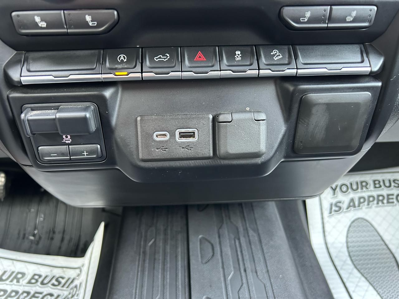 GMC Sierra 1500 SLE Crew Cab Short Box 4WD 2021