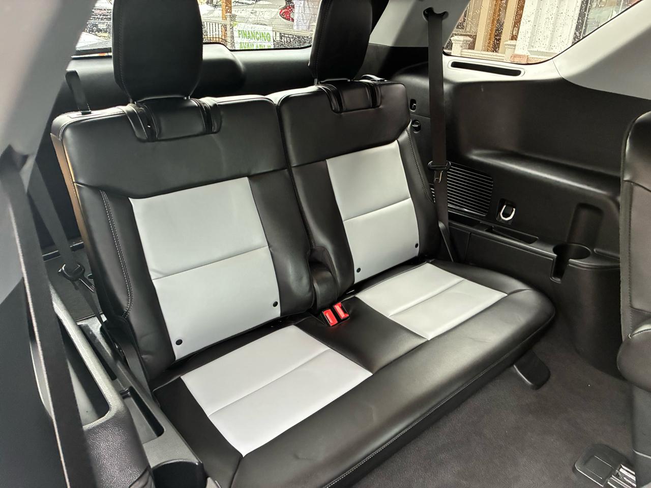 Ford Explorer XLT AWD 2023