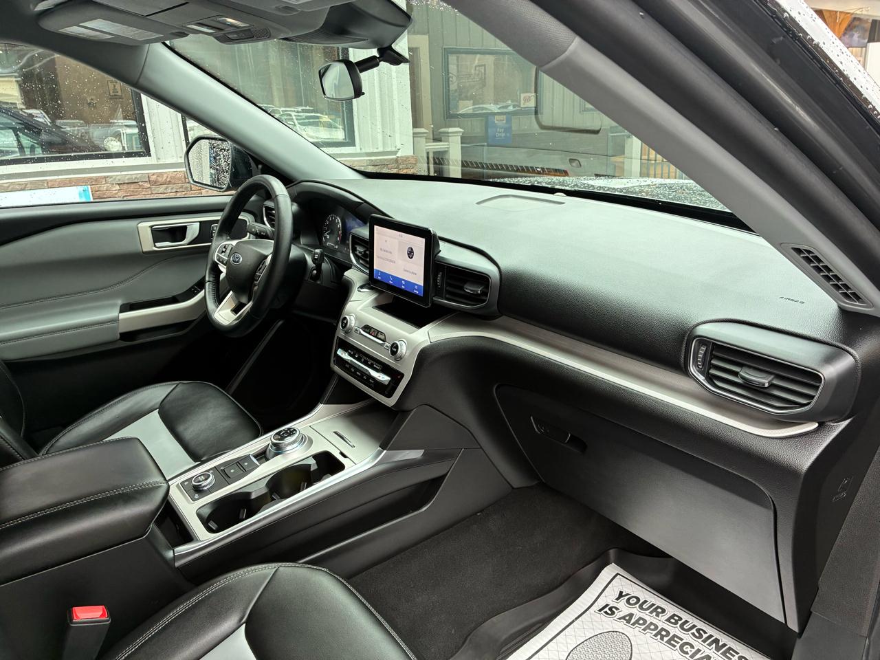 Ford Explorer XLT AWD 2023