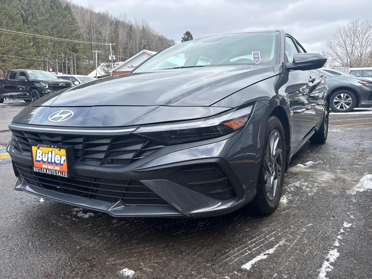 Hyundai Elantra SEL 2024